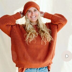 Goumi Oversized Crew Fisherman Ribbed Sweater in Burnt Orange Small